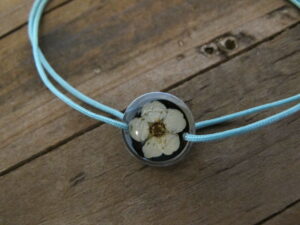 Bracelet bleu – spirée