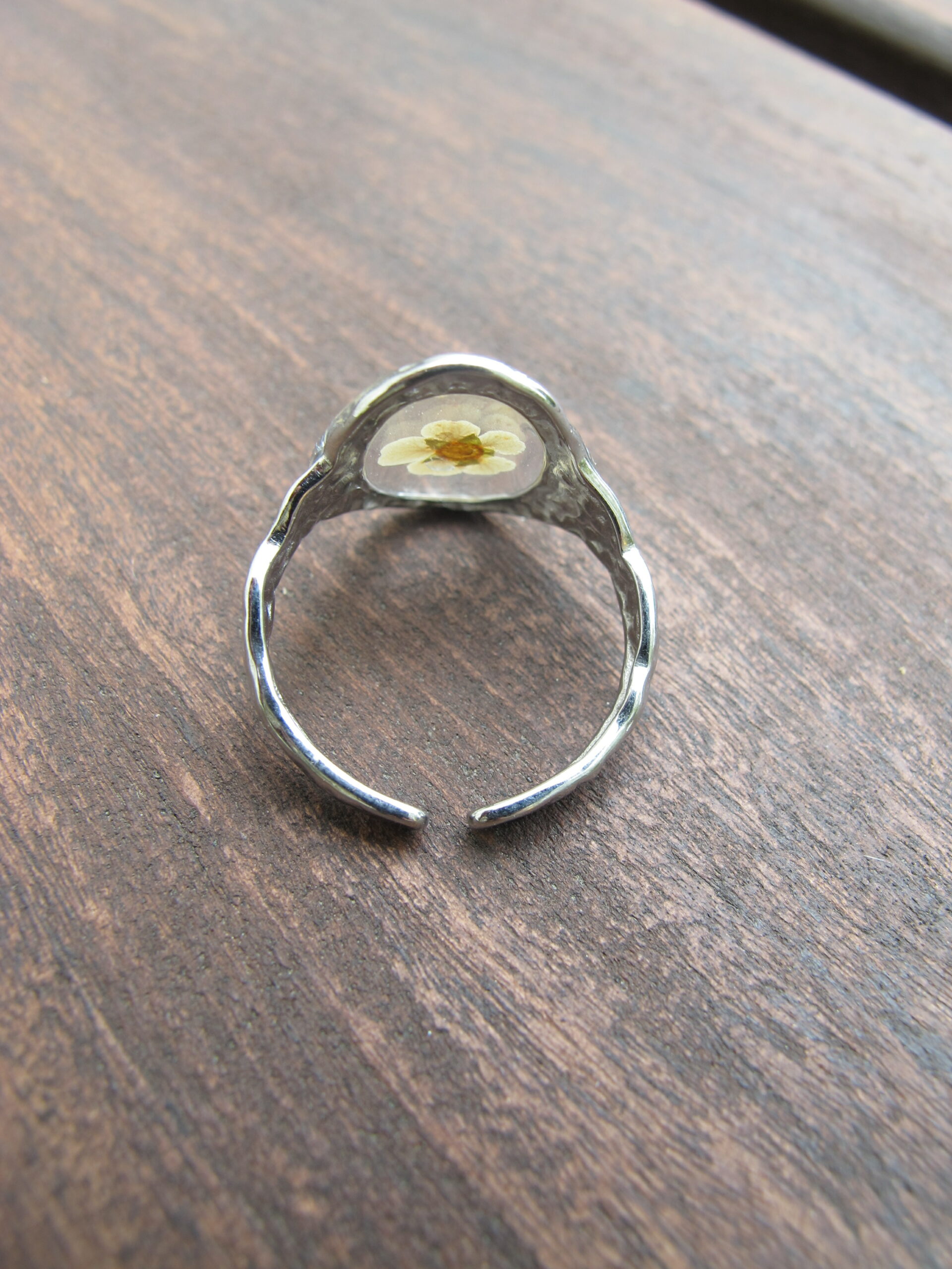 Bague martelée argentée - Spirée – Image 2