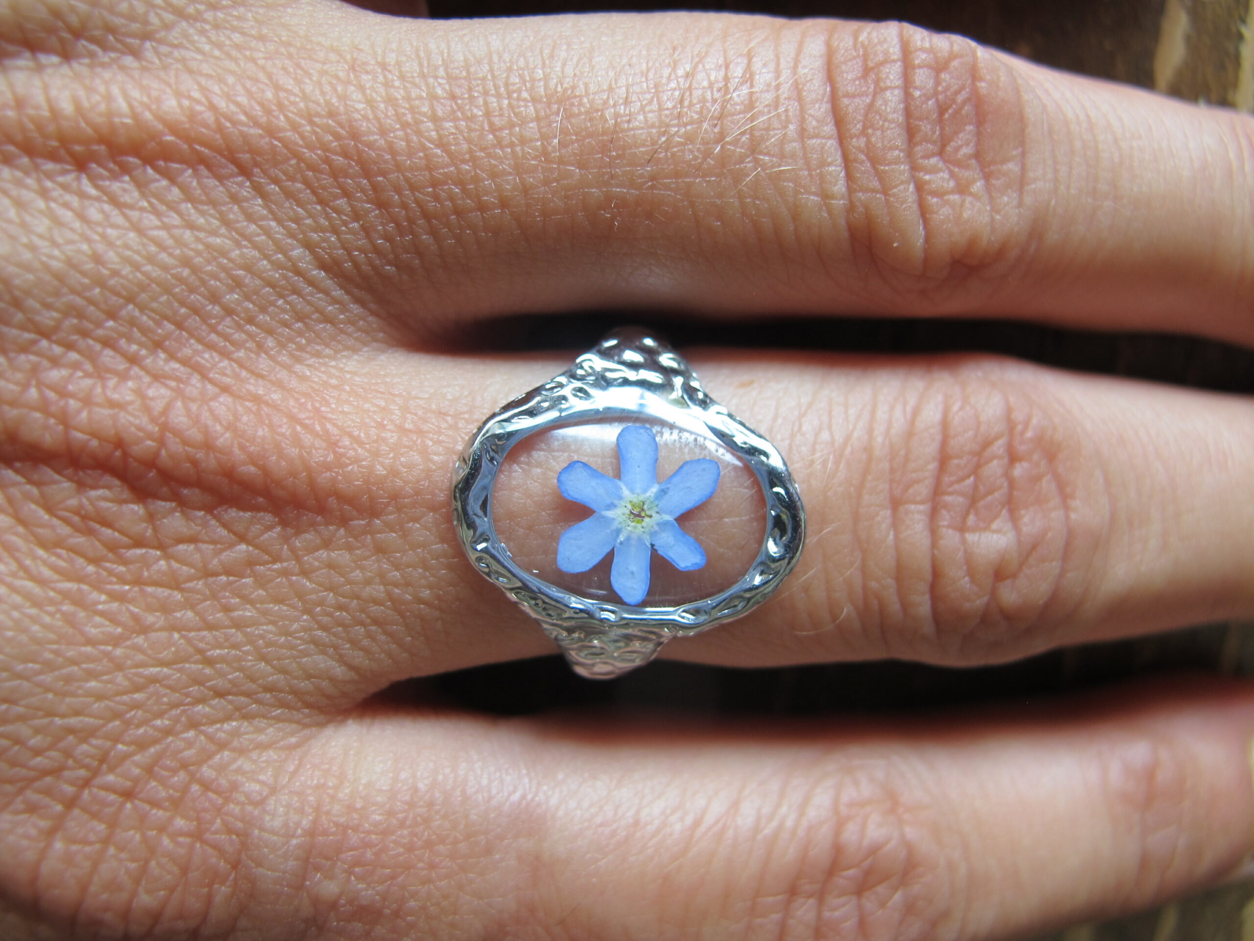 Bague martelée argentée - Myosotis – Image 4